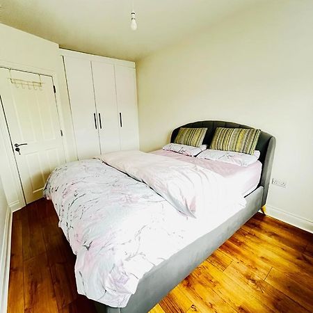 Room In Limerick Junction Esterno foto